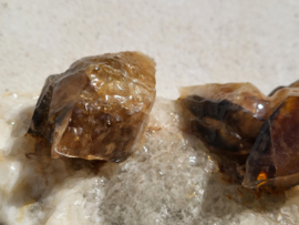Stellar beam calciet