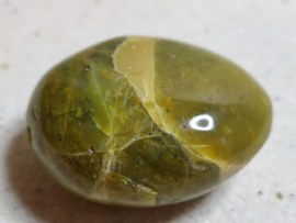groene opaal trommelstenen