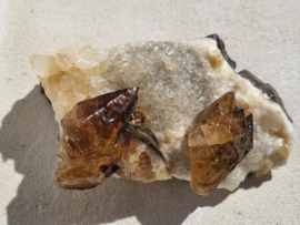 Stellar beam calciet