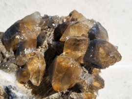 Stellar beam calciet