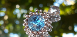 Facet geslepen blauw topaas