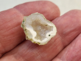 mini agaat geode oorstekers