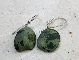 mini agaat geode oorbellen