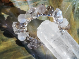 Energy tool met  herkimer diamantjes, labradoriet en regenboog maansteen