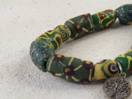 Fairtrade armband met handgemaakte glaskralen