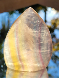 regenboog fluoriet sculptuur