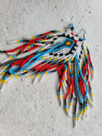 Native kraaltjes oorbellen