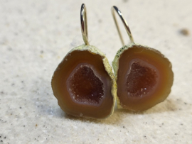 mini agaat geode oorbellen