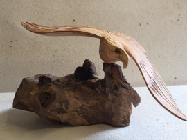 Houten figuren en diverse artikelen