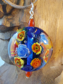 Unieke handgemaakte glashanger met carneool