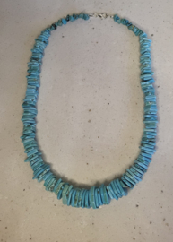statement ketting howliet en  turkoois