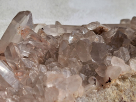 Lemurische bergkristal cluster uit de Himalaya