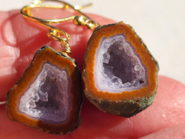 mini agaat geode oorbellen