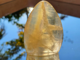 regenboog fluoriet sculptuur