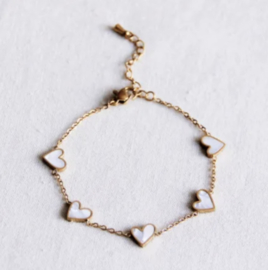 Armband hartjes wit