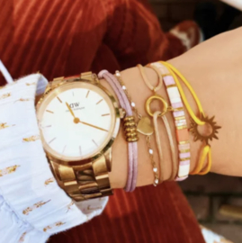 Armband hartje met witte kraaltjes