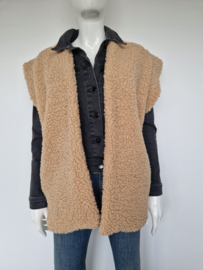 Sophie & Me mouwloos vest. Maat AS. Beige/teddy