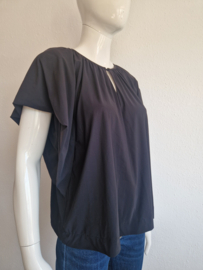 Studio Anneloes top. Maat M. Zwart/travelstof.