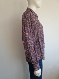 Studio Anneloes Lotte Leopard Bow blouse. Maat L. Lila/print.