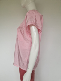 Joy lichtroze top. Maat 40.