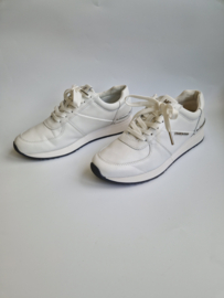 Michael Kors sneakers. Maat 40, Wit.