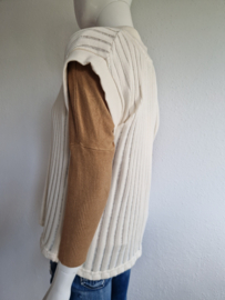 Rita Row mouwloos vest. Maat XS/S. Crème/katoen.
