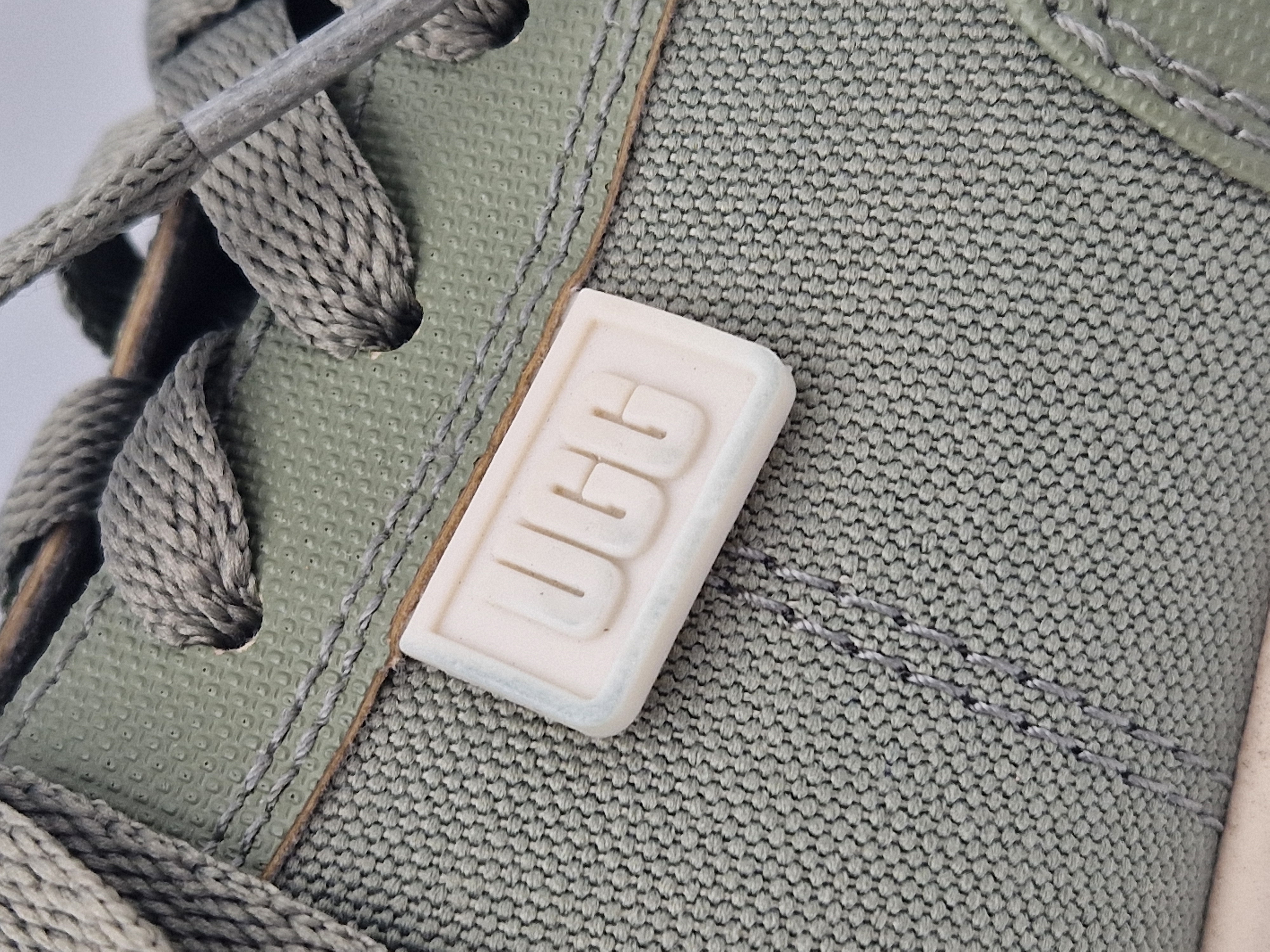 Ugg veterschoenen Ashton Hybrid. Maat 40. Legergroen