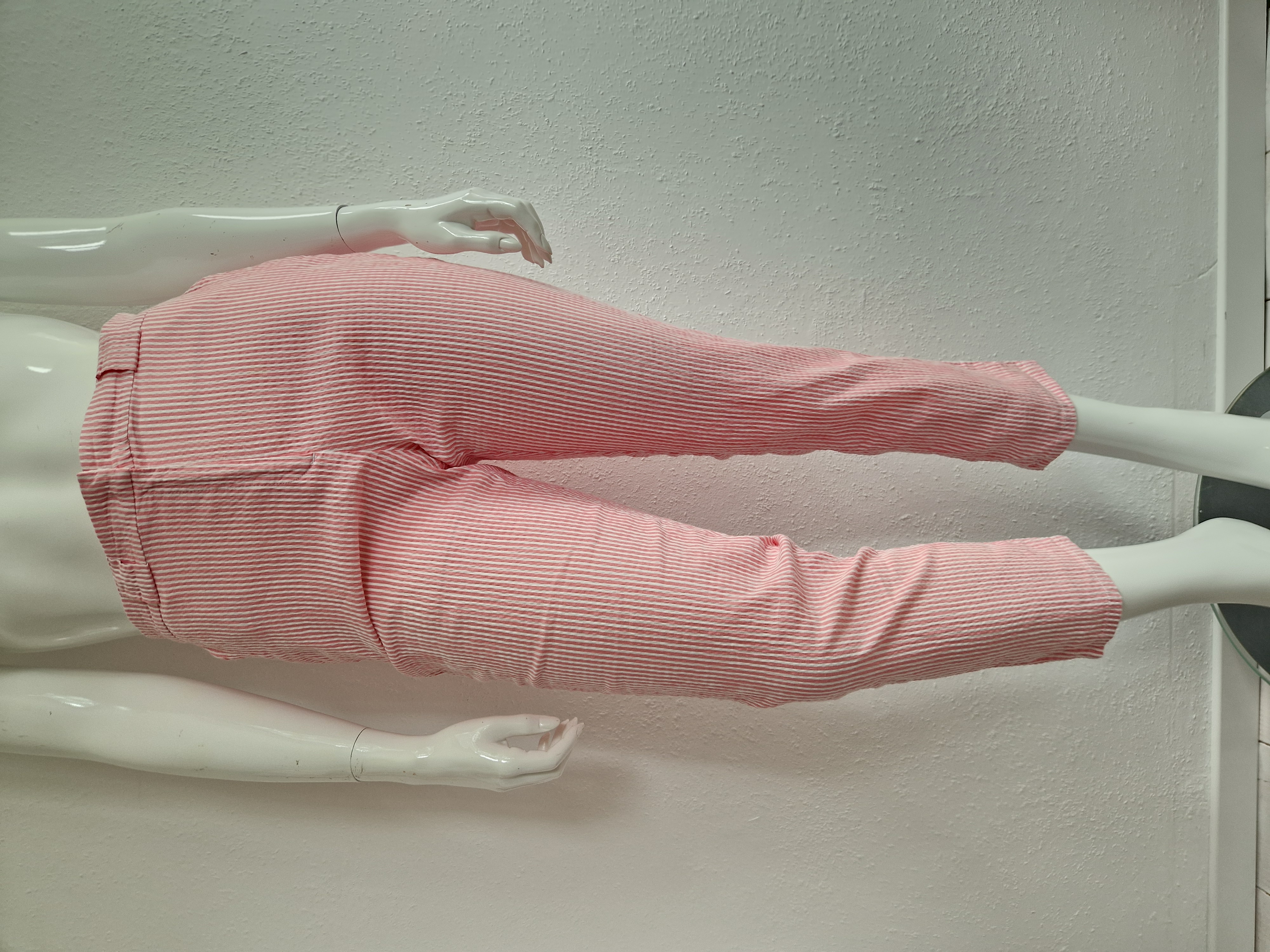 Brax pantalon. Maat 42, Roze/wit gestreept.