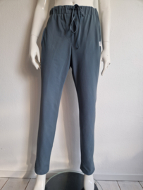 Penn&Ink pantalon. Maat 40. Blauw/grijs/travelstof.