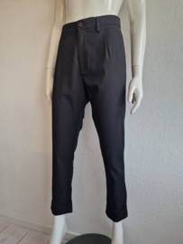 Zenggi cropped pantalon. Maat 2, Zwart.