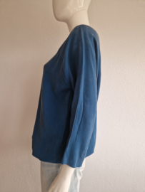 Humanoid top. Maat L. Petrol.
