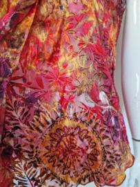 Beate Heymann Streetcouture Firewall top. Maat 42. Print