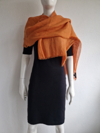 Max Mara Weekend shawl. Oranje/linnen.
