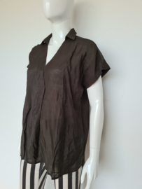 InWear top. Mt. 40. Olijfgroen