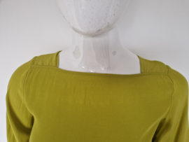 Opus top. Maat 40. Lime.
