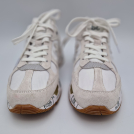 Premiata Mased sneakers wit. Maat 39.