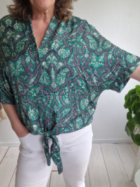 Studio Anneloes blouse met strikdetail. Maat L. Groen