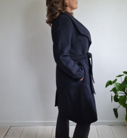 Mercer & Madison mantel | Maat L | Donkerblauw |