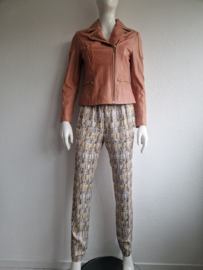 Mission Blue jasje. Maat 36/38. Zalm/leer.