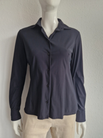 TRVL Dress blouse. Maat M. Zwart/travelstof.