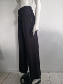 Olaf pantalon. Maat M. Zwart.