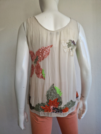 Twin Set top. Maat 36/38. Beige/lovers.