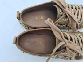 Guess sneakers. Mt. 39.5. Weefselmix/print.