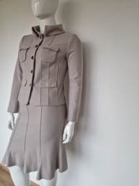 Marc Cain 3-delige set. Maat 4/5, Taupe/scheerwol.