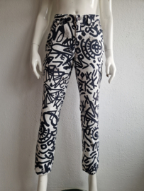 Cambio jeans Lemon. Maat 40, Wit/zwart/print.