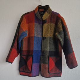Lillunn jas. Maat M. Multi color geblokt/wol.