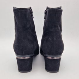 Marcos Nalini enkellaarsjes. Maat 41, Zwart/suède.