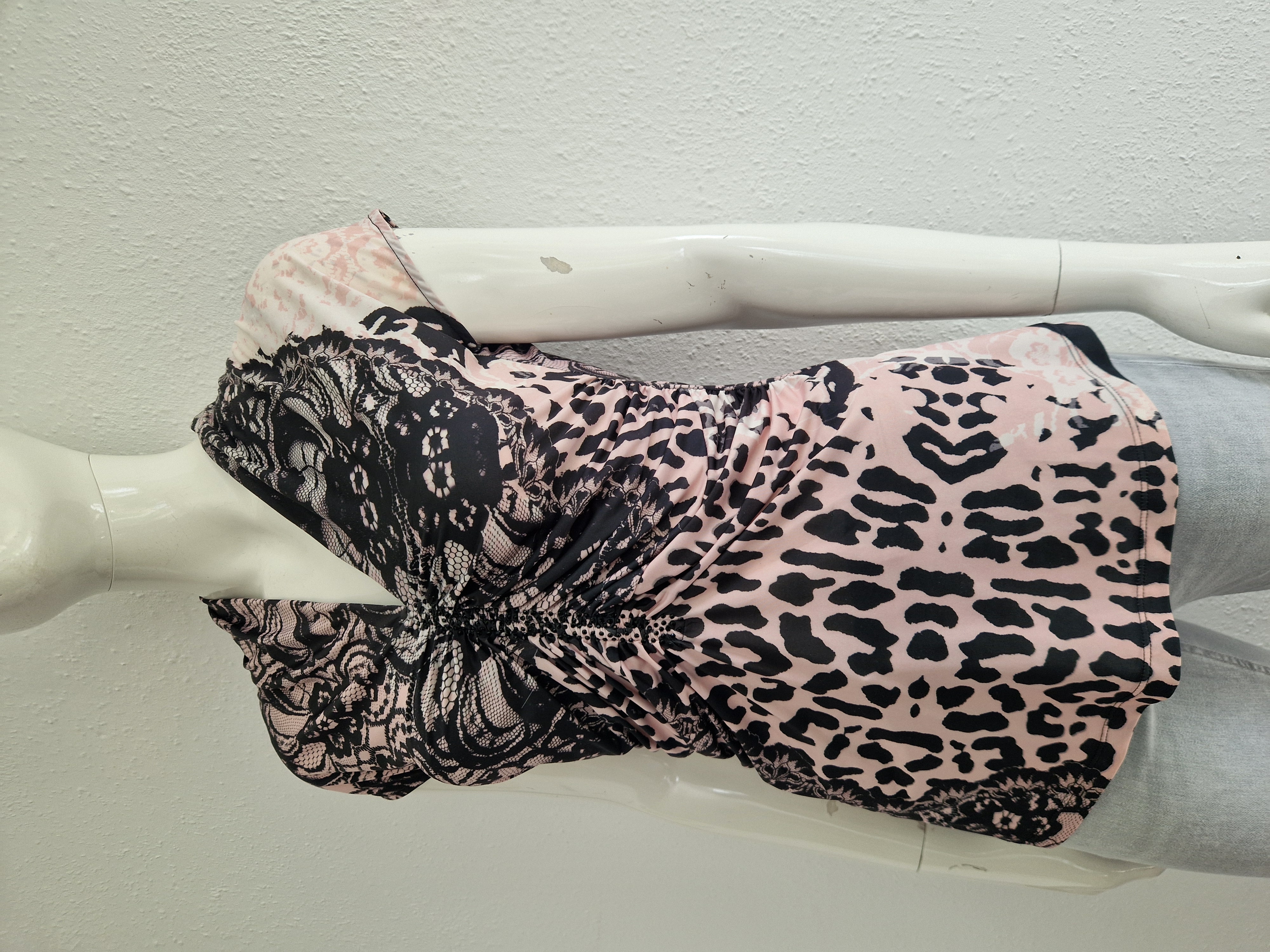 Etoile du Monde top. Maat 2. Roze/zwart