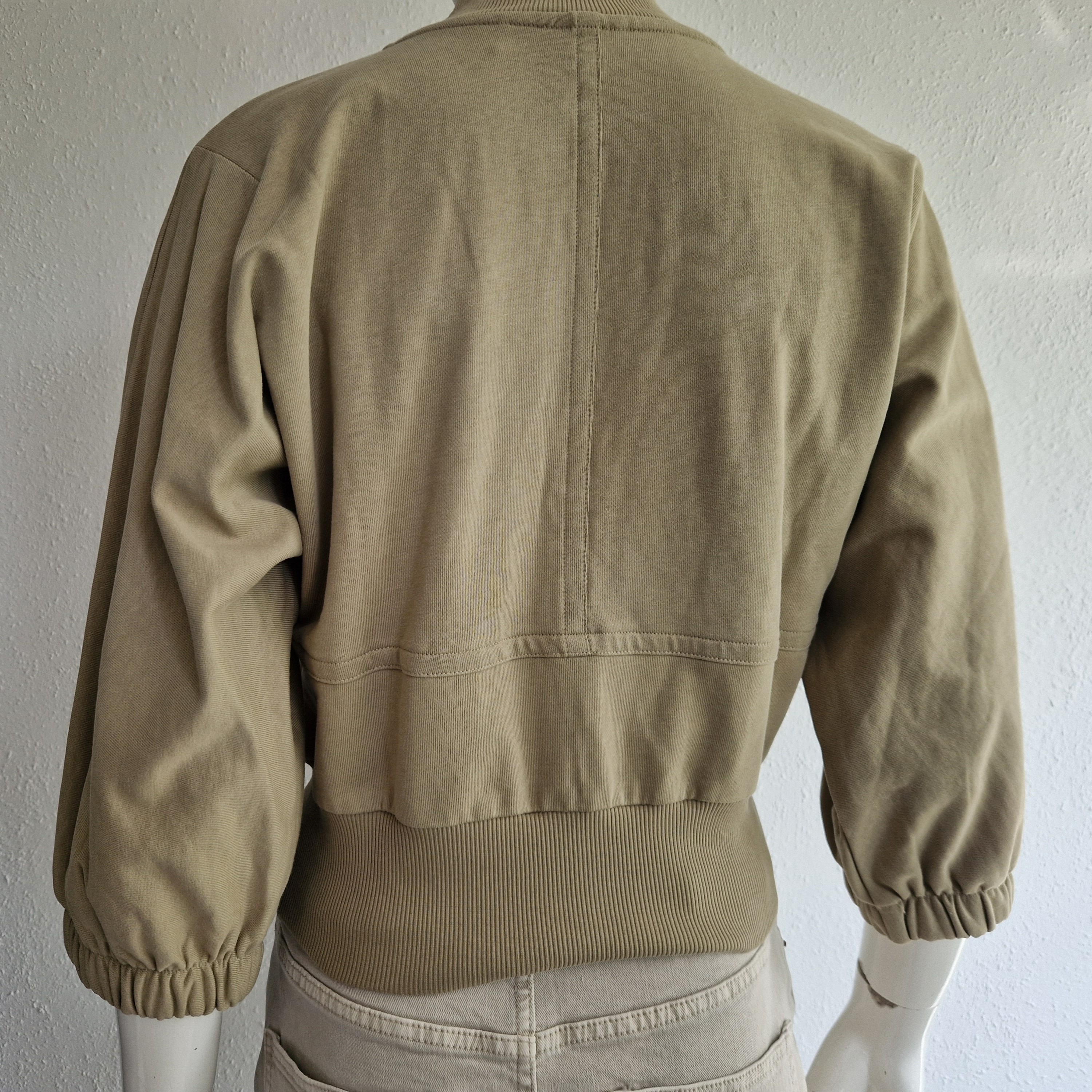 Moscow sweat vest Franny. Maat M. Beige.