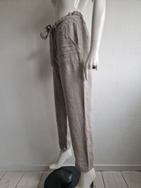 Moscow pantalon. Maat L. Beige/linnen.